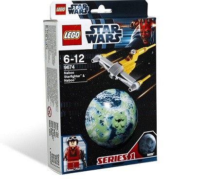 LEGO Star Wars 9674 Naboo Starfighter & Naboo.jpg