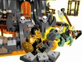 LEGO ® 71722 NINJAGO Lochy Szkieletowego Czarownika