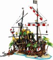 LEGO ® 21322 IDEAS Piraci z Zatoki Barakud