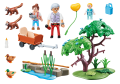 PLAYMOBIL 70344 FAMILY FUN Pandki rude na wybiegu