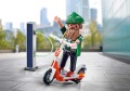 PLAYMOBIL 70873 Hipster z elektryczną hulajnogą
