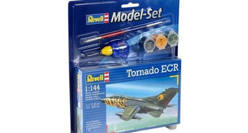 Revell 64048 F/A 18E Super Hornet