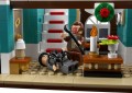 LEGO 21330 IDEAS Kevin sam w domu