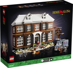 LEGO 21330 IDEAS Kevin sam w domu