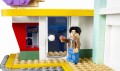 LEGO 21339 Ideas BTS Dynamite (7).jpg