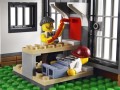 LEGO City Policja leśna 4440 Leśny posterunek policji 5.jpg
