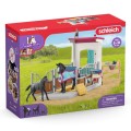 Schleich 42611 Boks dla konia z klaczą i źrebakiem (1).jpg