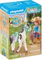 Playmobil 71358 HORSES OF WATERFALL Ellie i Sawdust ćwiczące western riding