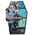 Monster High HNF77 Lagoona Blue (1).jpg