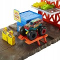 Hot Wheels HFB12 Demolka na stacji (1)