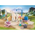 PLAYMOBIL 71354 HORSES OF WATERFALL Isabella i Lioness z myjnią dla koni (6)