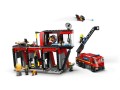 LEGO 60414 City Remiza strażacka z wozem strażackim (3).jpg