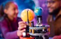 LEGO 42179 TECHNIC Space Ziemia i Księżyc na orbicie (3)