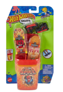 MATTEL HTP10 HVK78 HOT WHEELS Skatebox Fire and Spice