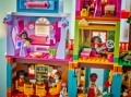 LEGO 43245 DISNEY Magiczny dom Madrigalów (6)