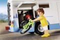 PLAYMOBIL 9318 FAMILY FUN Wycieczka samochodem kempingowym (5)