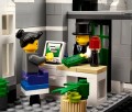 LEGO 10224 Town Hall 5.jpg