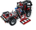 LEGO Technic 9395 Furgonetka pomocy drogowej 3.jpg