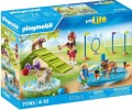 PLAYMOBIL 71745 MY LIFE Plac zabaw dla psów