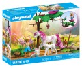 PLAYMOBIL 71839 Magiczna stajnia jednorożców dla mamy i źrebaka