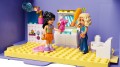 LEGO Friends 42697 Kreatywna walizka z domkiem dla lalek