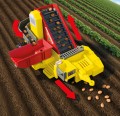 PLAYMOBIL 72161 COUNTRY Duży ciągnik z kombajnem ziemniaczanym