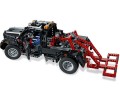 LEGO Technic 9395 Furgonetka pomocy drogowej 5.jpg
