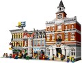 LEGO 10224 Town Hall 4.jpg