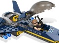 LEGO Super Heroes 6868 Avengers Hulk Hulk's Helicarrier Breakout 2.jpg