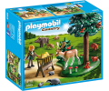  PLAYMOBIL 6815  Polana z paszą dla zwierząt