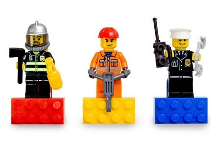 LEGO 4552943 Magnesy City.jpg